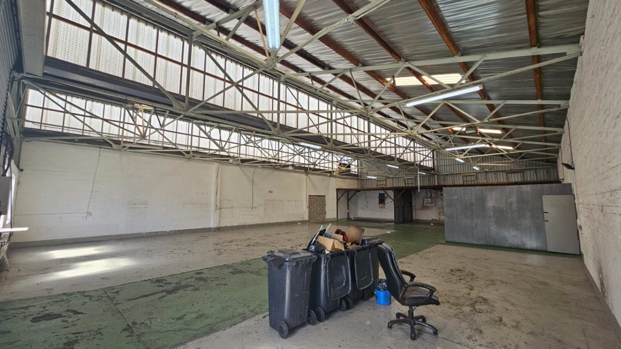 To Let commercial Property for Rent in Parow East Western Cape